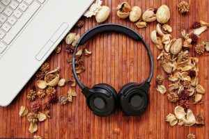 آیا هدفون‌های نویز کنسلینگ همه صداهای مزاحم محیط را حذف می‌کنند؟