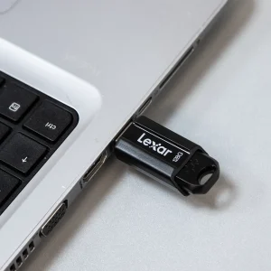 فلش مموری حرفه‌ای لکسار S80 ظرفیت 128 گیگابایت با سرعت USB 3.2 | طراحی کشویی و مقاوم - تصویر 6